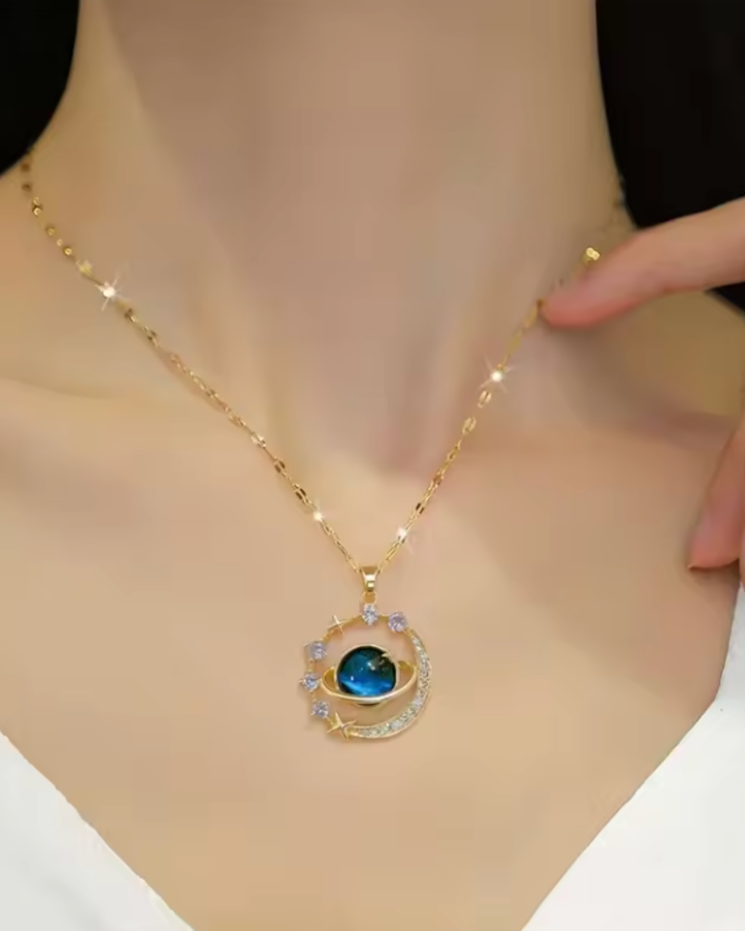 Colar Dourado Saturno Estelar