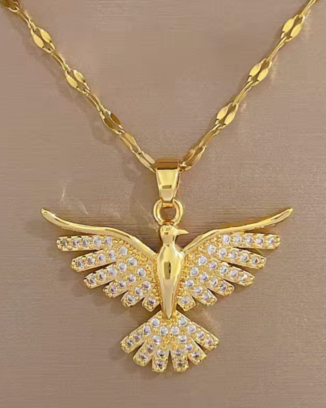 Colar Fênix Dourado com Zircônias