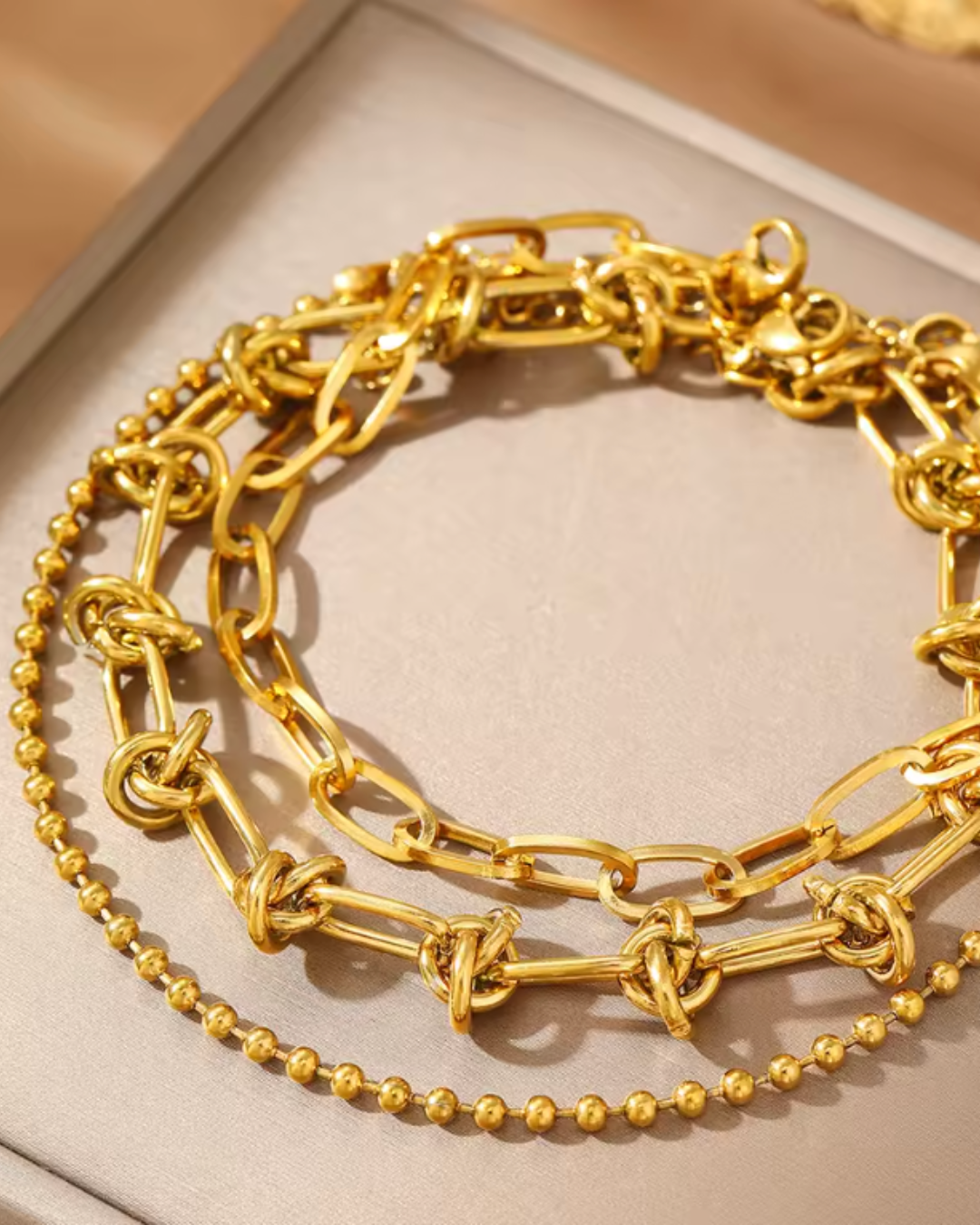 Trio de Pulseiras Elegance Douradas