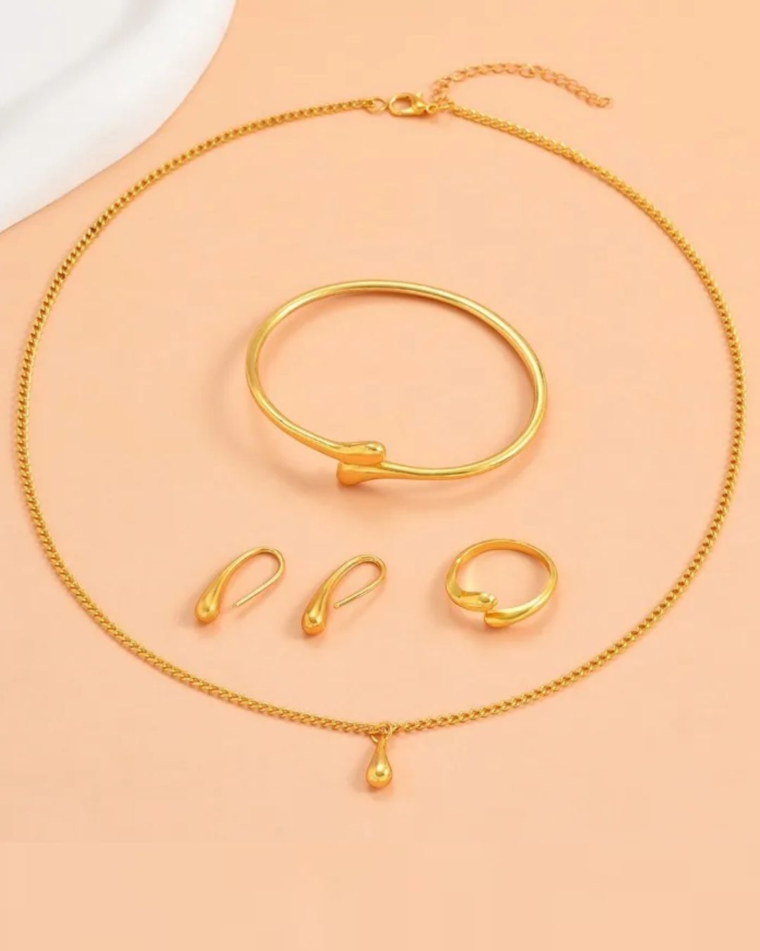 Conjunto Gotas de Ouro – Colar, Pulseira, Anel e Brincos Banhados a Ouro 18k