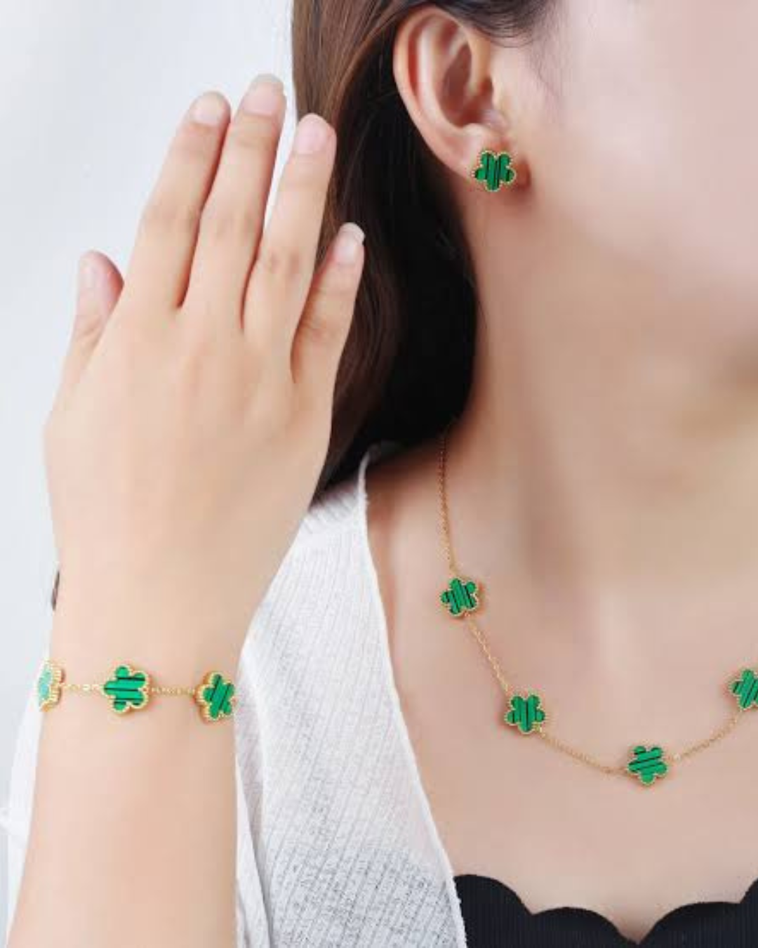 Conjunto Trevo Verde – Colar, Brincos e Pulseira