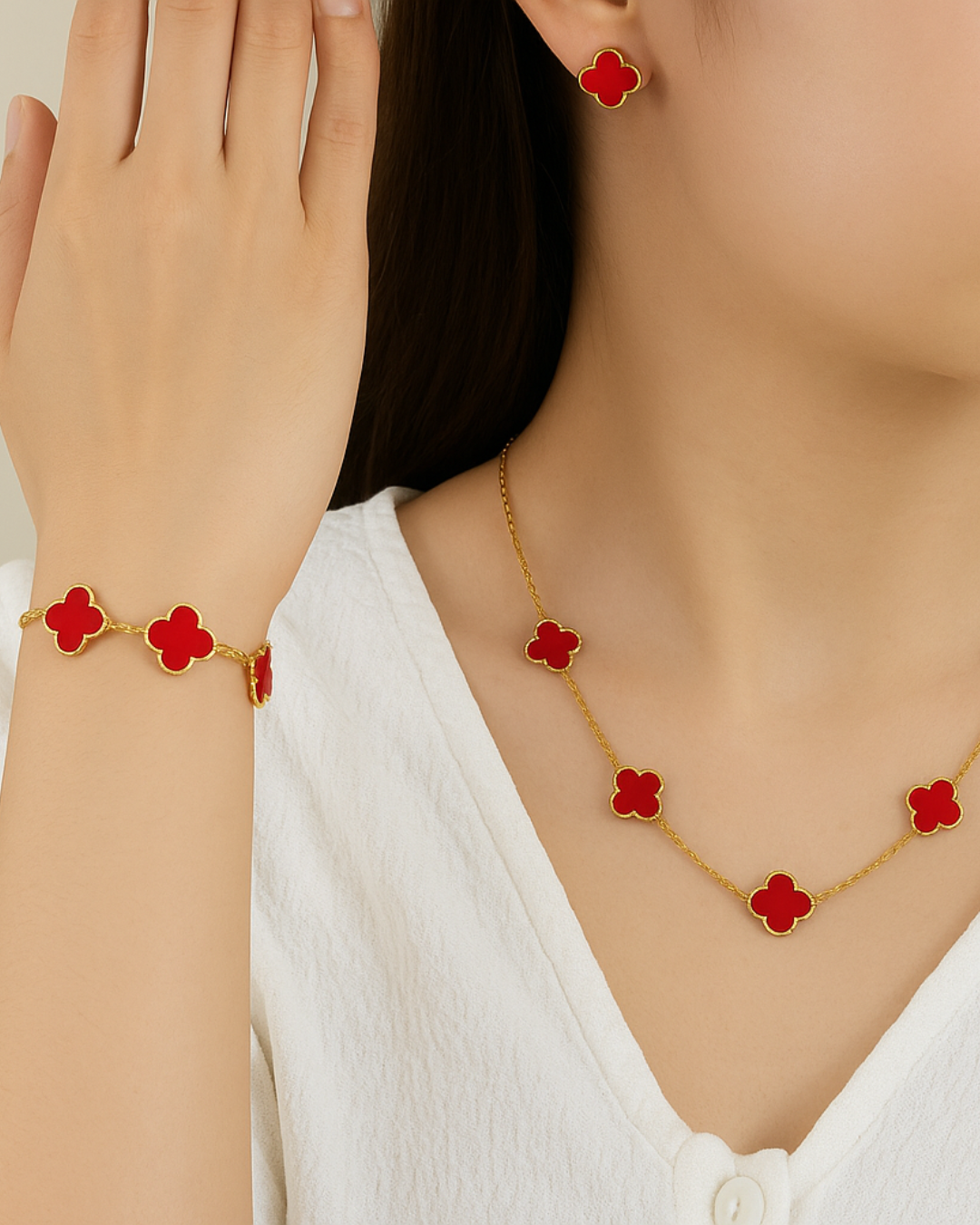 Conjunto Trevo Vermelho – Colar, Brincos e Pulseira