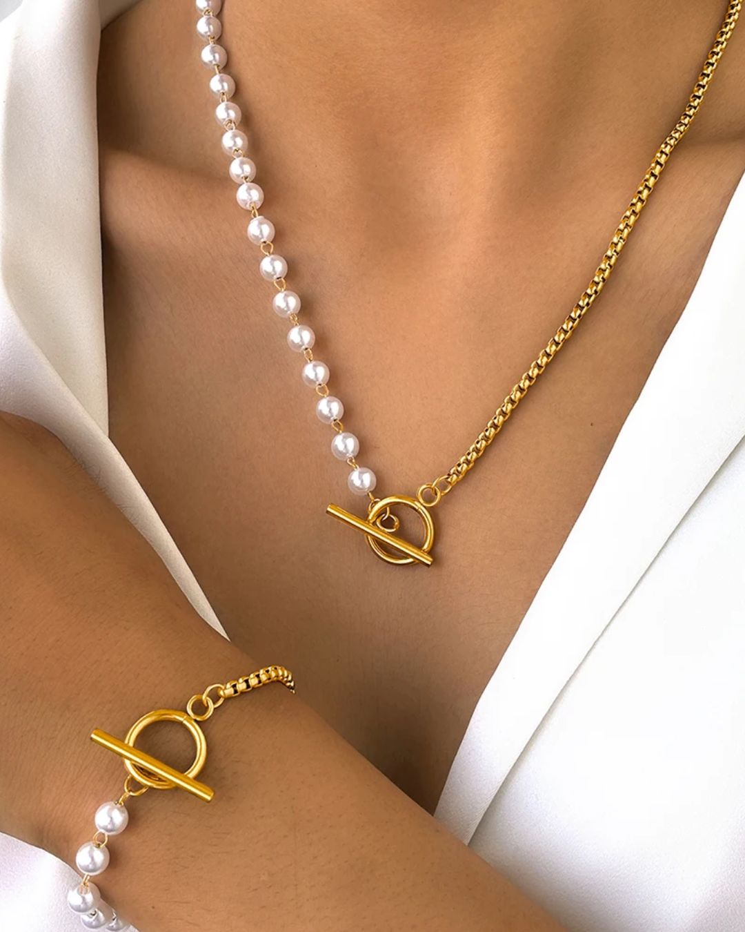 Conjunto Duo Corrente Dourada com Pérolas – Colar e Pulseira